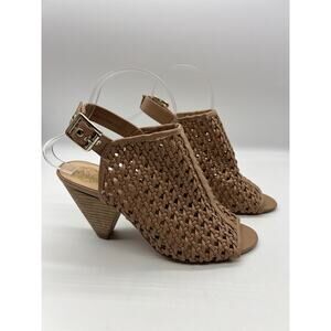 Vince Camuto 7M Beige Tan Woven Heel Peep Toe Sandals Wedges Open back